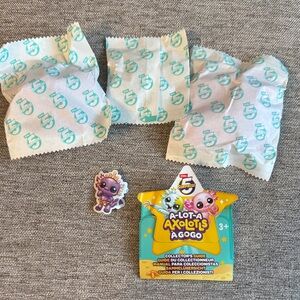 A Lot-A Axolotls Agogo Collectible Toy